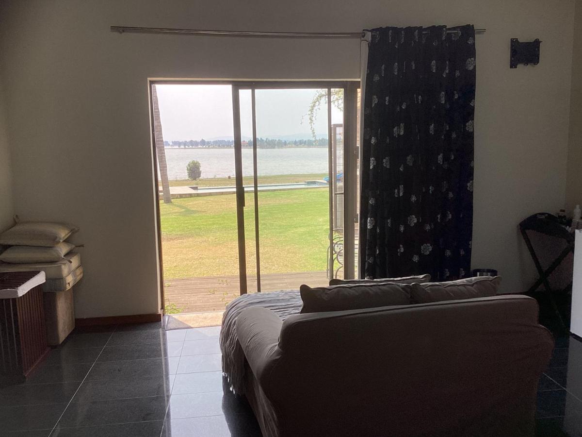Oranjeville The Vaal Guesthouse מראה חיצוני תמונה